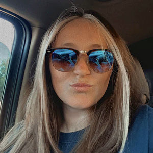 Meet your Posher, Brianna riley